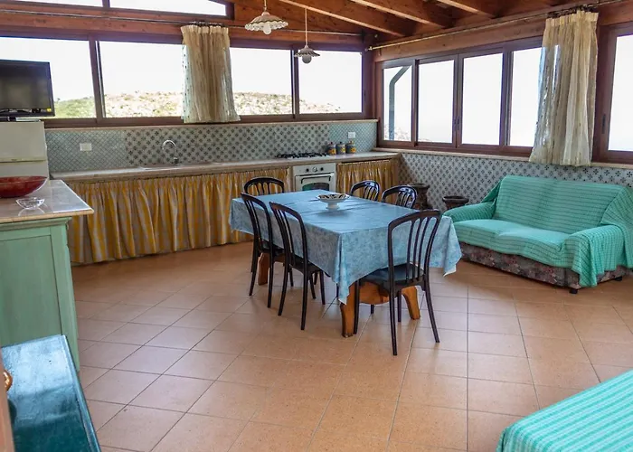 Villa Verde Con Vista Sul Mare